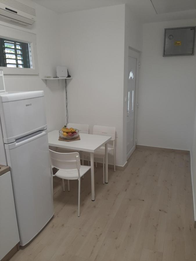 Apartman Maslina พิสัก ภายนอก รูปภาพ