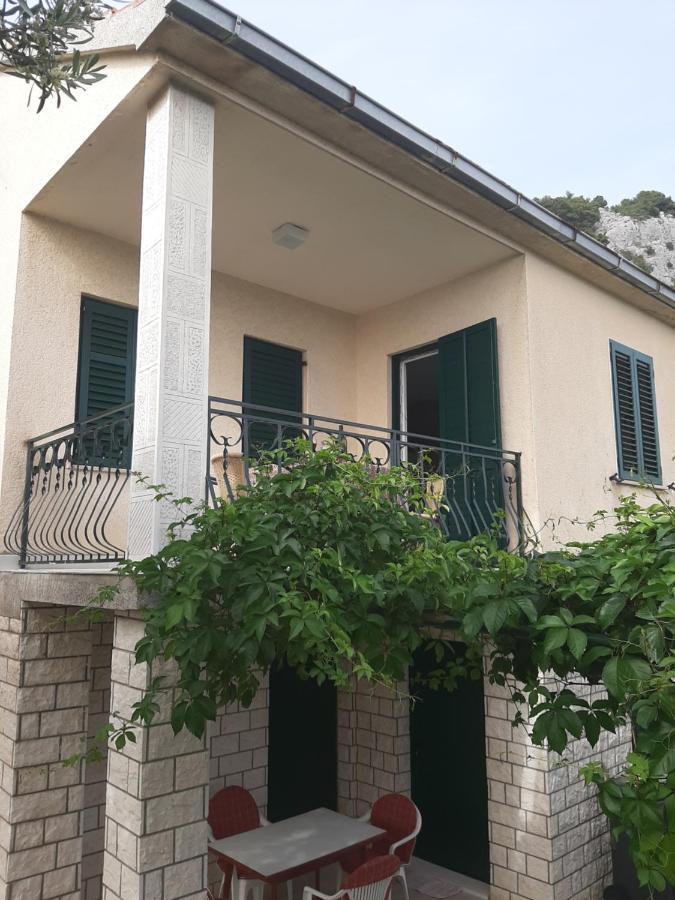 Apartman Maslina พิสัก ภายนอก รูปภาพ
