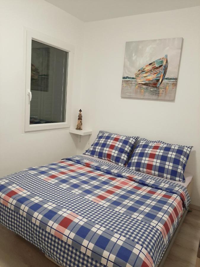 Apartman Maslina พิสัก ภายนอก รูปภาพ