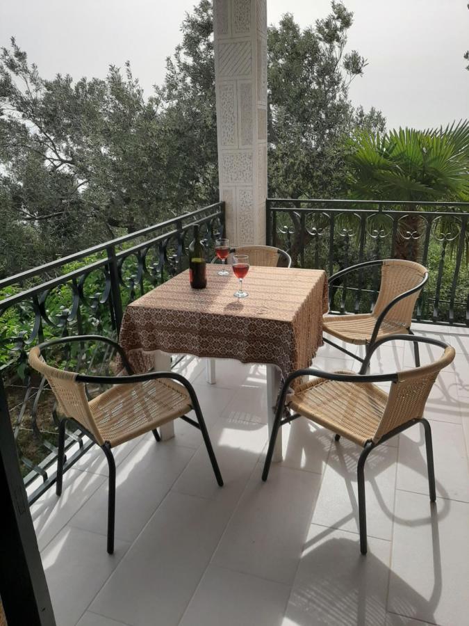 Apartman Maslina พิสัก ภายนอก รูปภาพ